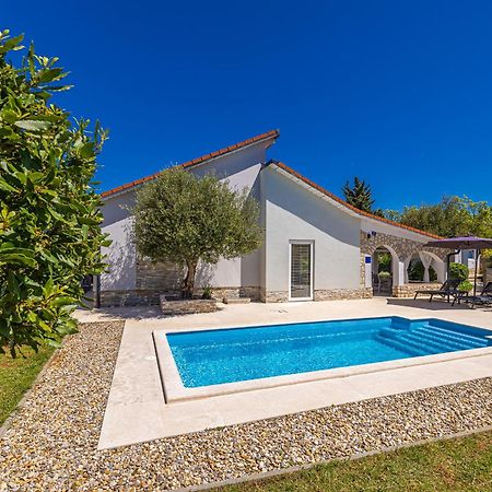 Holiday House Kai With Private Pool Pinezići Exterior foto